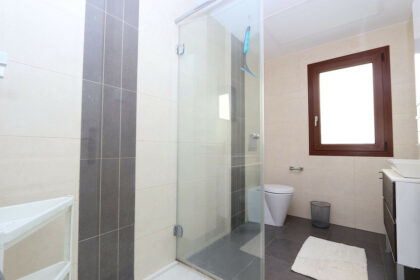 11b1ec922bd43eb50e344783c832acf8 - 18