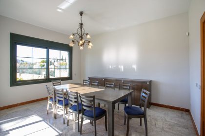 11e3699ee22ac931f44f7ff57e5fbe13 - 36