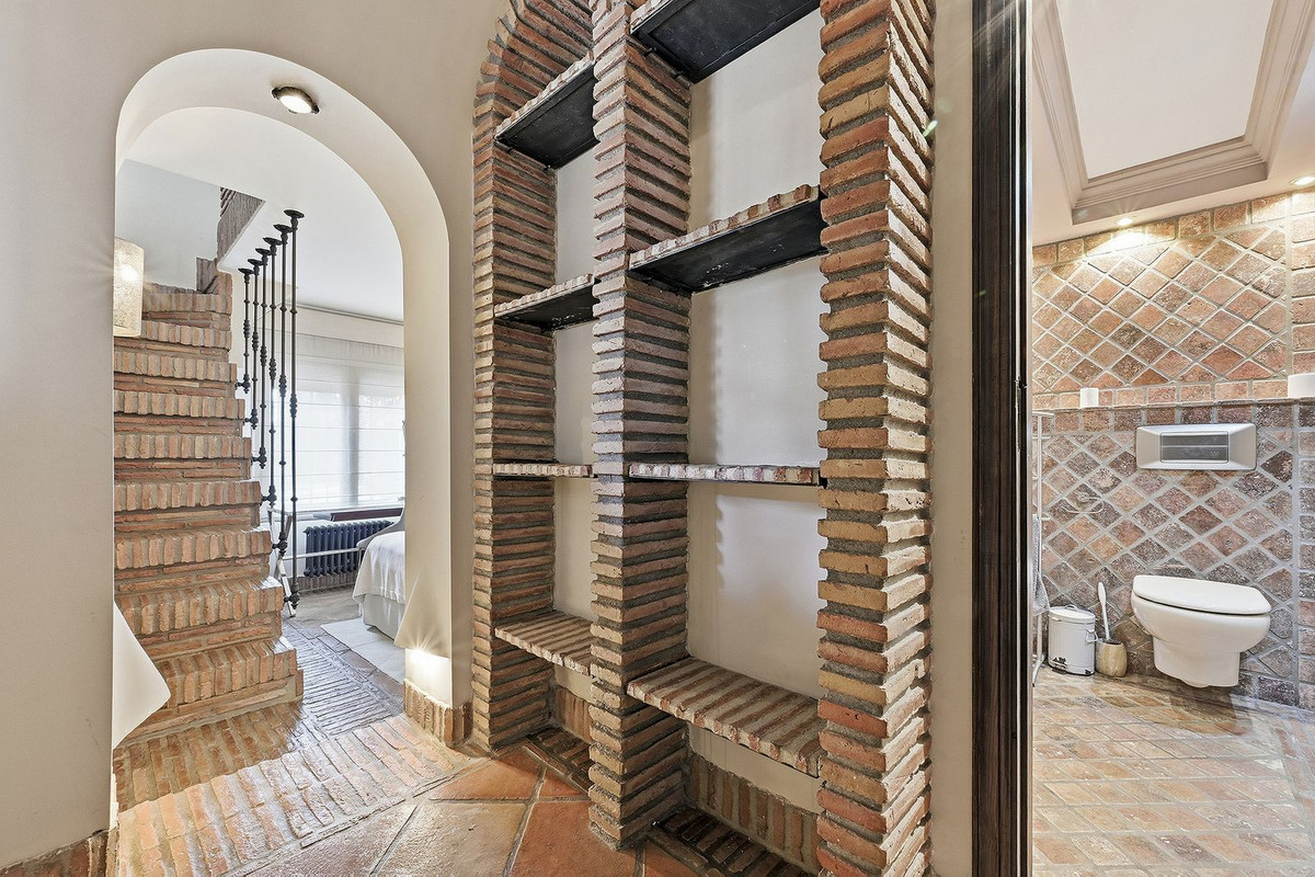 11f79107a3295113f0b91d9f38835a0a - 17