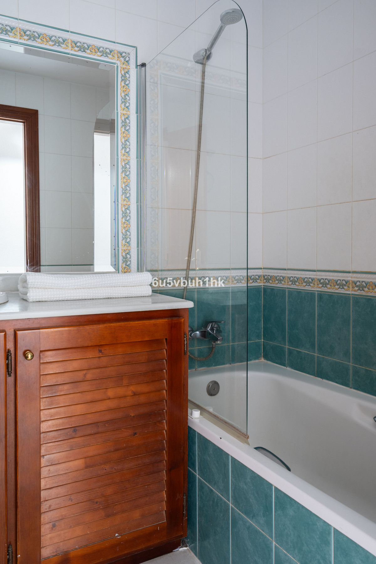 12ce04b7bbae64eb78100f156e9dd232 - 17