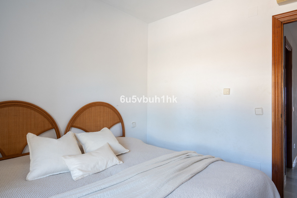 12ce04b7bbae64eb78100f156e9dd232 - 19