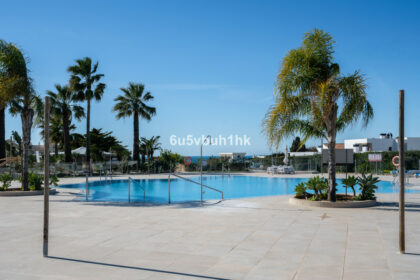 12ce04b7bbae64eb78100f156e9dd232 - 21