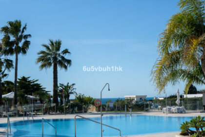 12ce04b7bbae64eb78100f156e9dd232 - 23