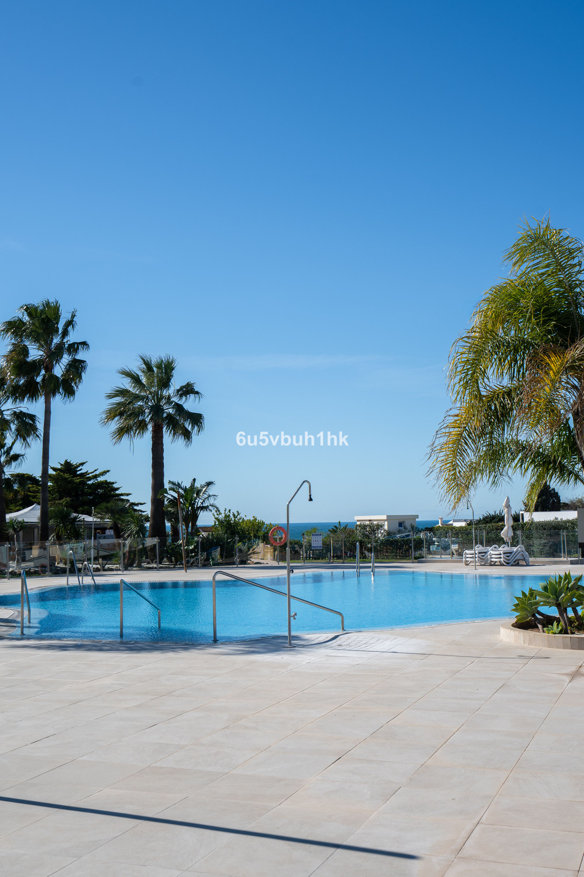 12ce04b7bbae64eb78100f156e9dd232 - 23