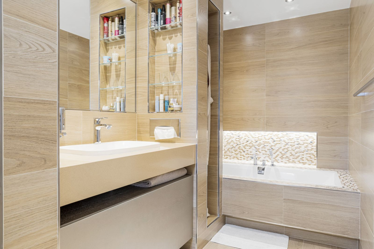 12e4ba038391bb2e293f095a6bf09ef0 - 14