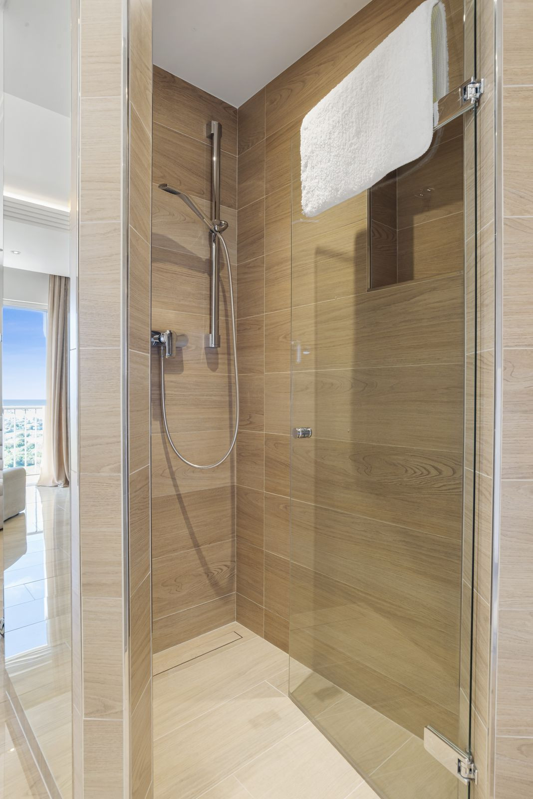 12e4ba038391bb2e293f095a6bf09ef0 - 26