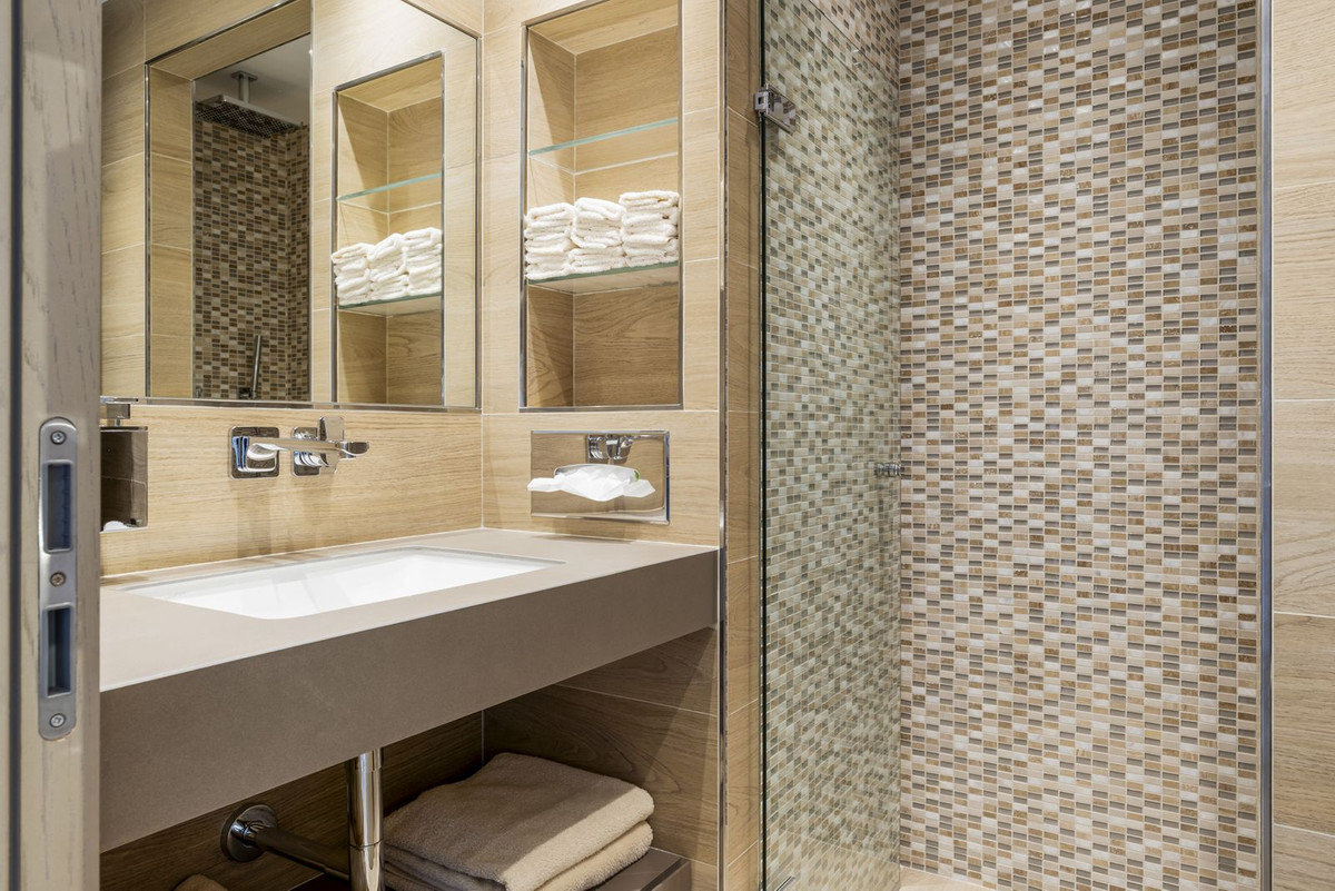 12e4ba038391bb2e293f095a6bf09ef0 - 29