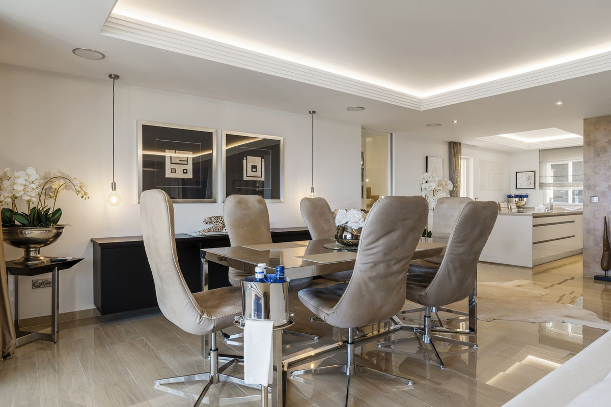 12e4ba038391bb2e293f095a6bf09ef0 - 7