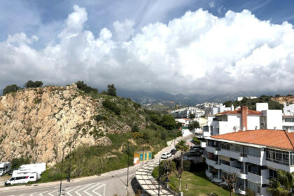 12f9da8ebf467565494bd97b31f017b8 - 17