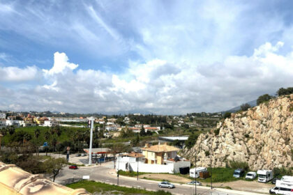 12f9da8ebf467565494bd97b31f017b8 - 18