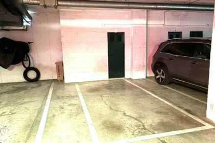 12f9da8ebf467565494bd97b31f017b8 - 21