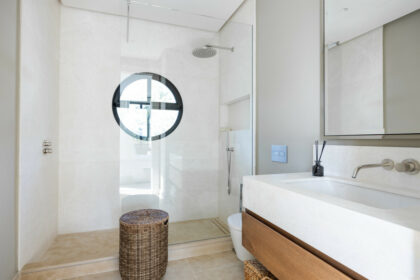 140aea50f28c9a3e619db45c360a8397 - 27