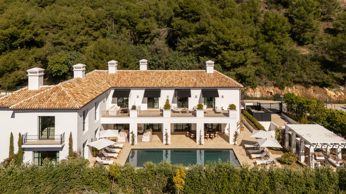 140aea50f28c9a3e619db45c360a8397 - 43