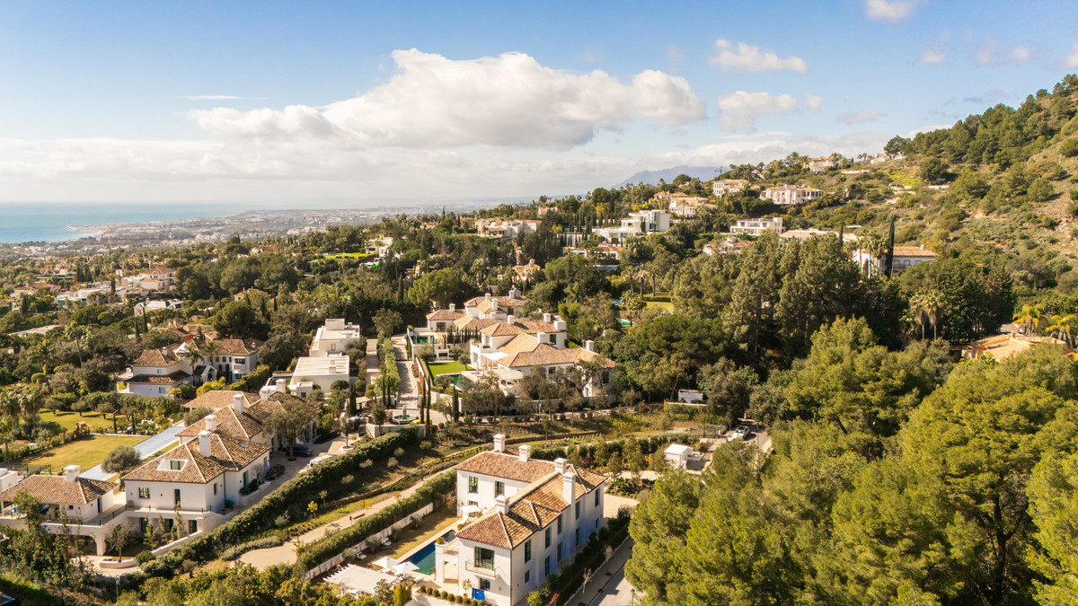 140aea50f28c9a3e619db45c360a8397 - 48