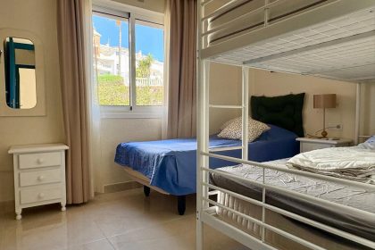 1531eece001270b82bdba53c34338c4c - 14