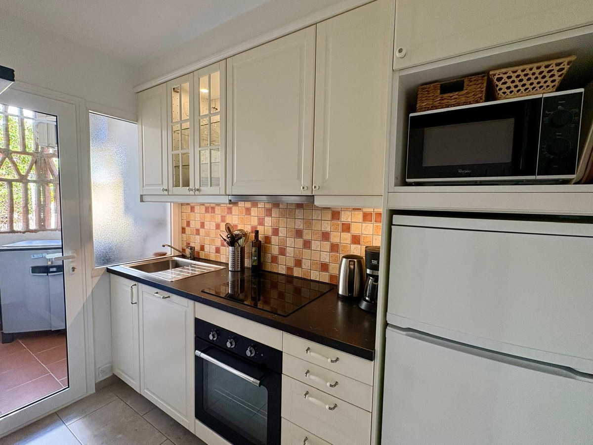 1531eece001270b82bdba53c34338c4c - 9