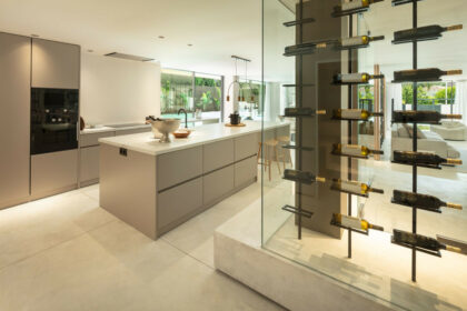 153b90f6ad6681a9ec5525787bc4fd92 - 19