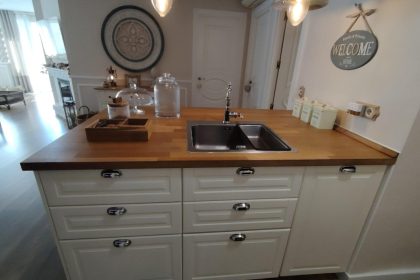 16af740d628a41b6cacef37382caa0aa - 13