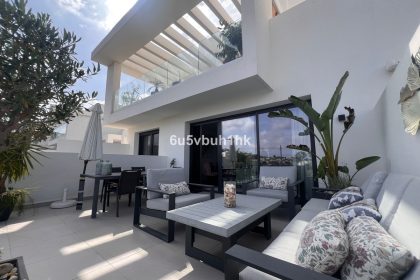 170faba2aa5b4cd2cf57c9d1b66c831c - 1