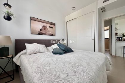 170faba2aa5b4cd2cf57c9d1b66c831c - 34