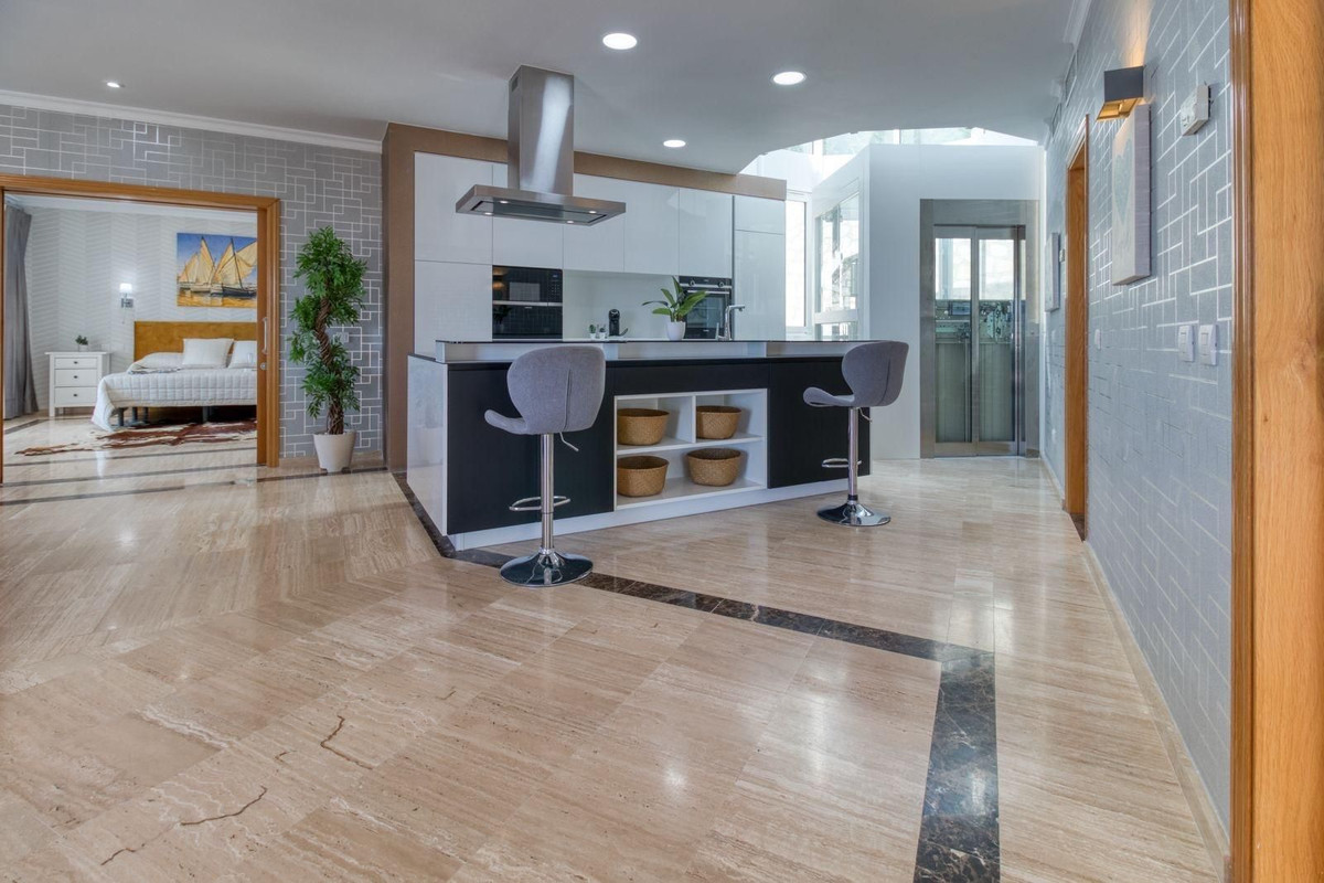 17899f88298023f29245b127c51cabf7 - 17