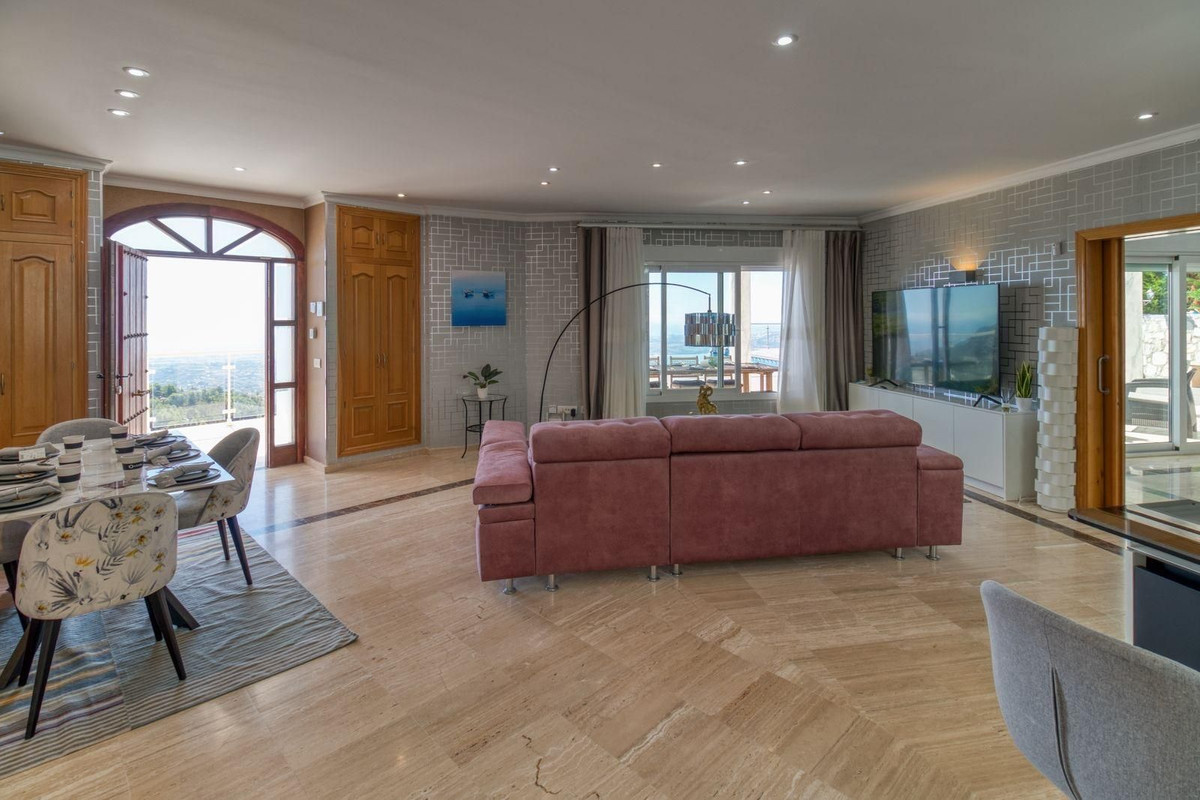 17899f88298023f29245b127c51cabf7 - 36