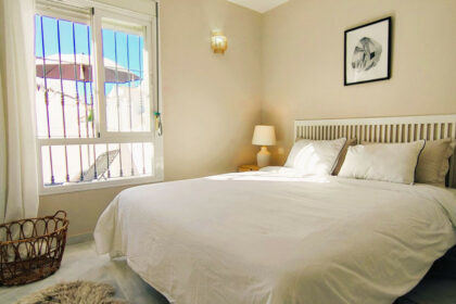 17f0fd250a96ad8e359a343c77a1d631 - 12