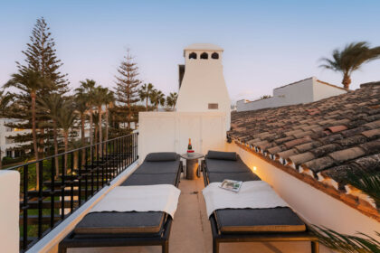 18500599c7f19462d5a628af2bbcabc3 - 24