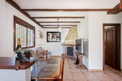 185b977aa4c85742163e1e43b26a6d51 - 17