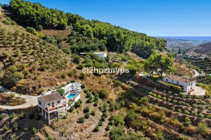 185b977aa4c85742163e1e43b26a6d51 - 27