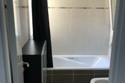 188941d50d5240a2557847b9fcb2365c - 25