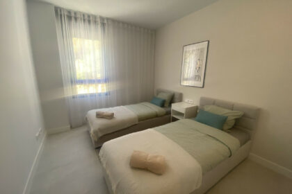 18a047090f0c2c1aaba23ad52258b616 - 10