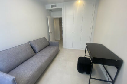 18a047090f0c2c1aaba23ad52258b616 - 15