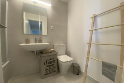 18a047090f0c2c1aaba23ad52258b616 - 16