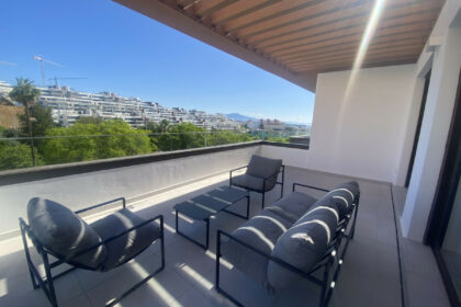 18a047090f0c2c1aaba23ad52258b616 - 25