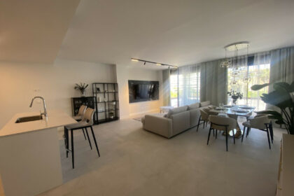 18a047090f0c2c1aaba23ad52258b616 - 7