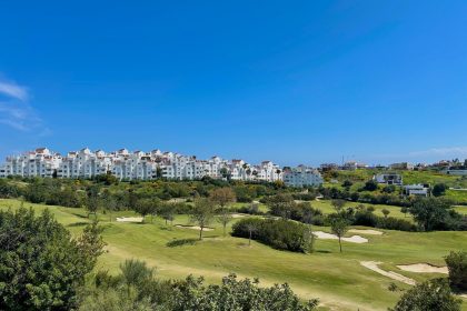 18aa1130e7c22439b92f8b3d4781e484 - 19