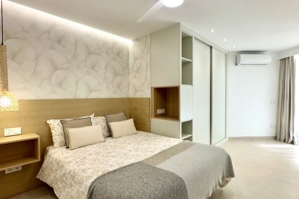 193162234c0d86f32307b6261a3f7770 - 12