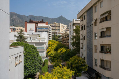 19672c190191e25b754d4ee9a37c4155 - 29