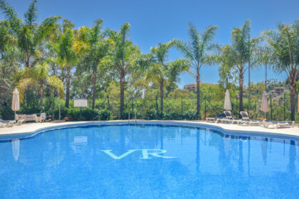 19c0f54e6f39ab391e834c4d90c14f79 - 22