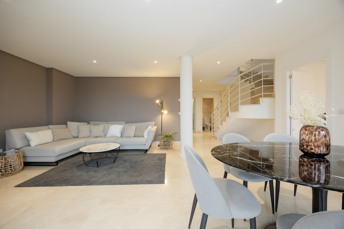 19c0f54e6f39ab391e834c4d90c14f79 - 5