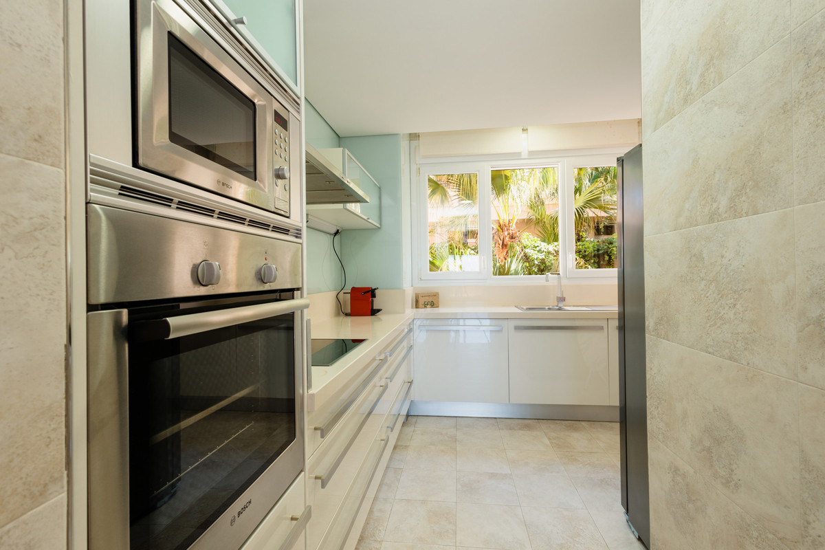 19c0f54e6f39ab391e834c4d90c14f79 - 6