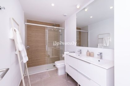 1a71f4bf0aa9cc6299f5601d85fcd80d - 15