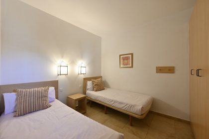 1b45f6d738e2744bdbab5ef715e2f21b - 7