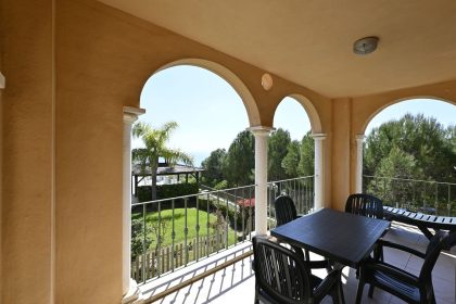 1b45f6d738e2744bdbab5ef715e2f21b - 9