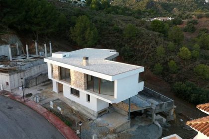 1b6e5203ae70f60f6caf9dd05e16f67b - 31