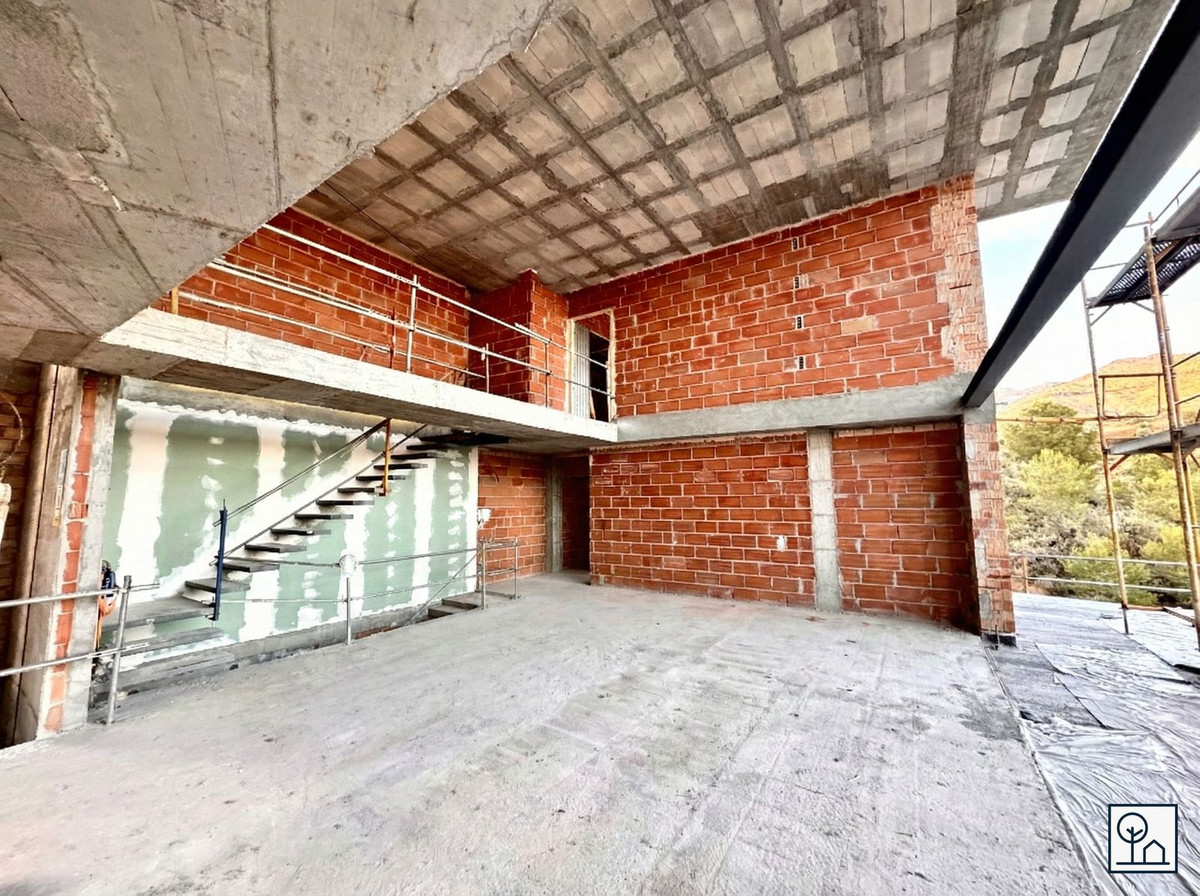 1b6e5203ae70f60f6caf9dd05e16f67b - 37