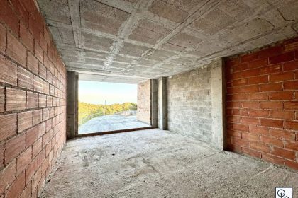 1b6e5203ae70f60f6caf9dd05e16f67b - 41