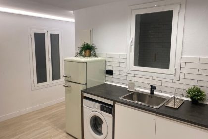 1c4e8560c2daa2d47a027e480203198e - 28