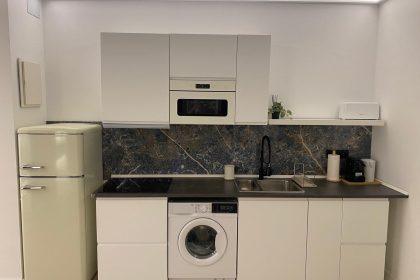 1c4e8560c2daa2d47a027e480203198e - 7